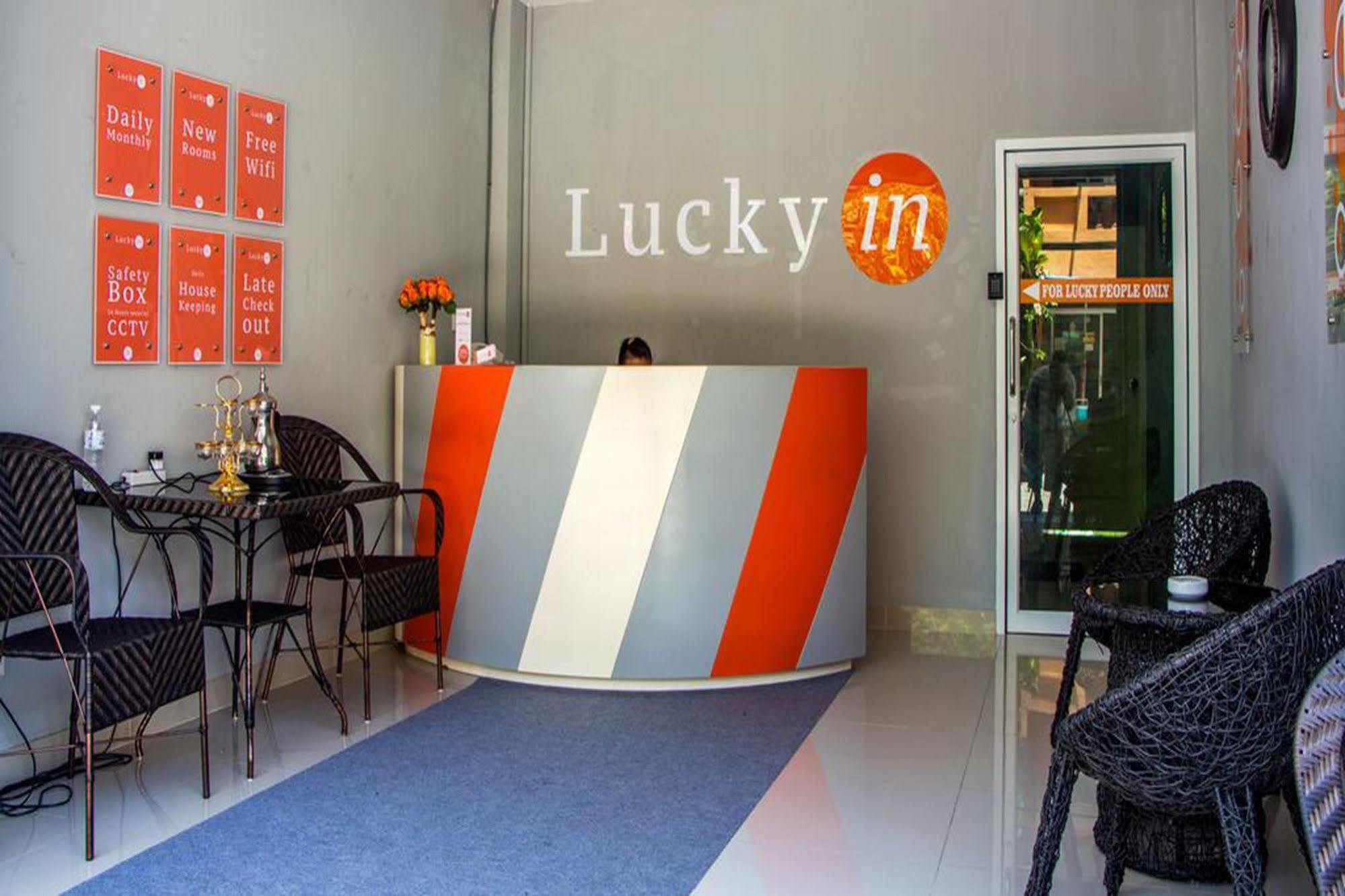 Lucky In Hotell Pattaya Exteriör bild